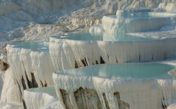 Kto myje baseny w szpitalu?