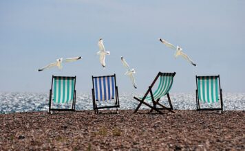 Ile kosztują leżaki na plaży w Grecji? Ile kosztują leżaki na plaży w Grecji?