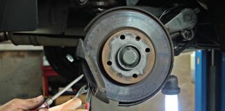 Jak Odpiąć hamulec w rowerze? Jak Odpiąć hamulec w rowerze?