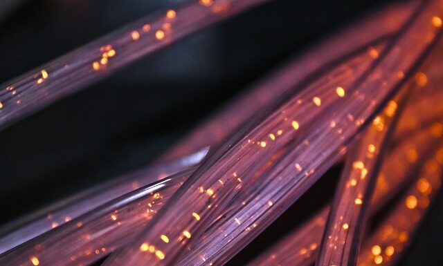 Jak przeciągnąć kabel przez ramę roweru?