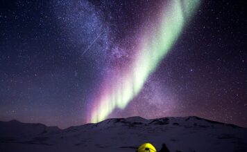 Co pod śpiwór w namiocie?