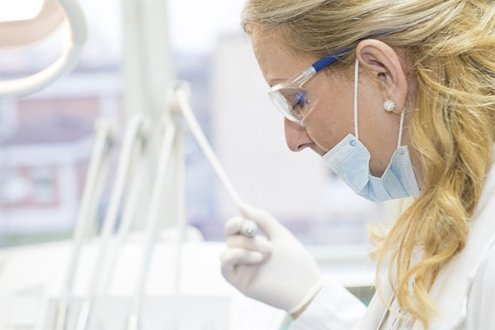 dent1 Leczenie endodontyczne